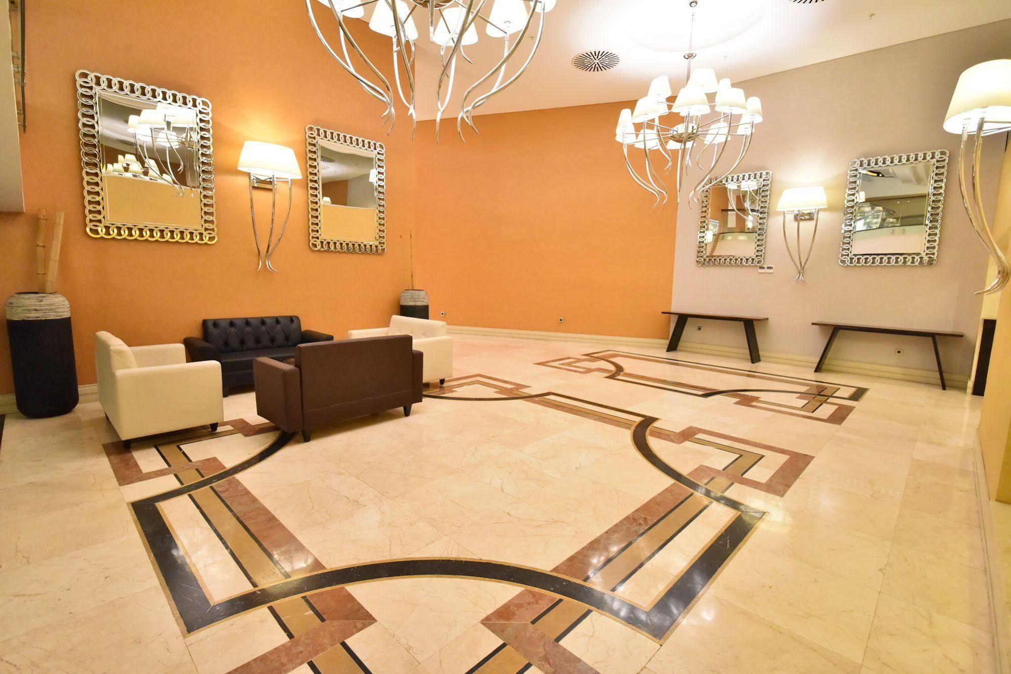 โรงแรมอิสตันบูล โกเนน ภายนอก รูปภาพ Lobby